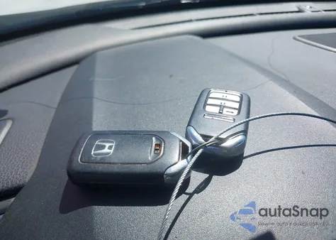 2016 Honda Civic Touring из США, поврежденный, VIN 19XFC1F92GE033581